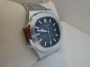 Patek-Philippe-Nautilus-replica