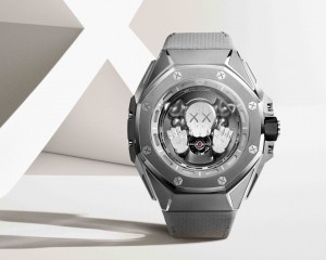 Audemars-Piguet-KAWS-Royal-Oak-Concept-Titanium-Companion-Replica-Orologio